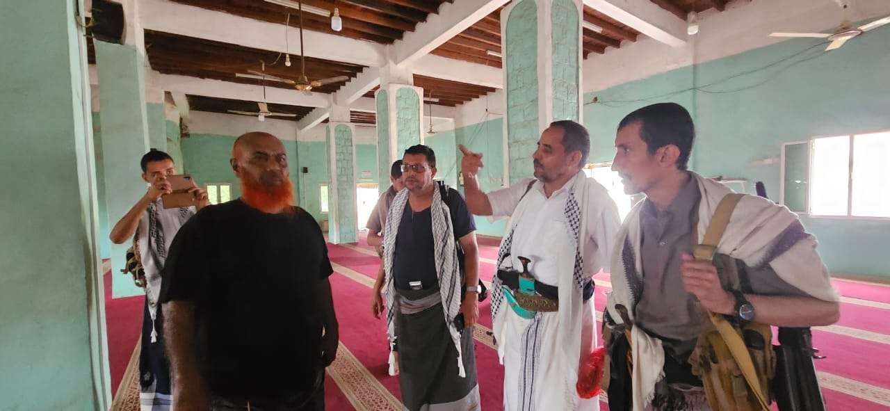وكيل هيئة الأوقاف والإرشاد يستطلع أوضاع المساجد في المديريات المحررة بالساحل الغربي