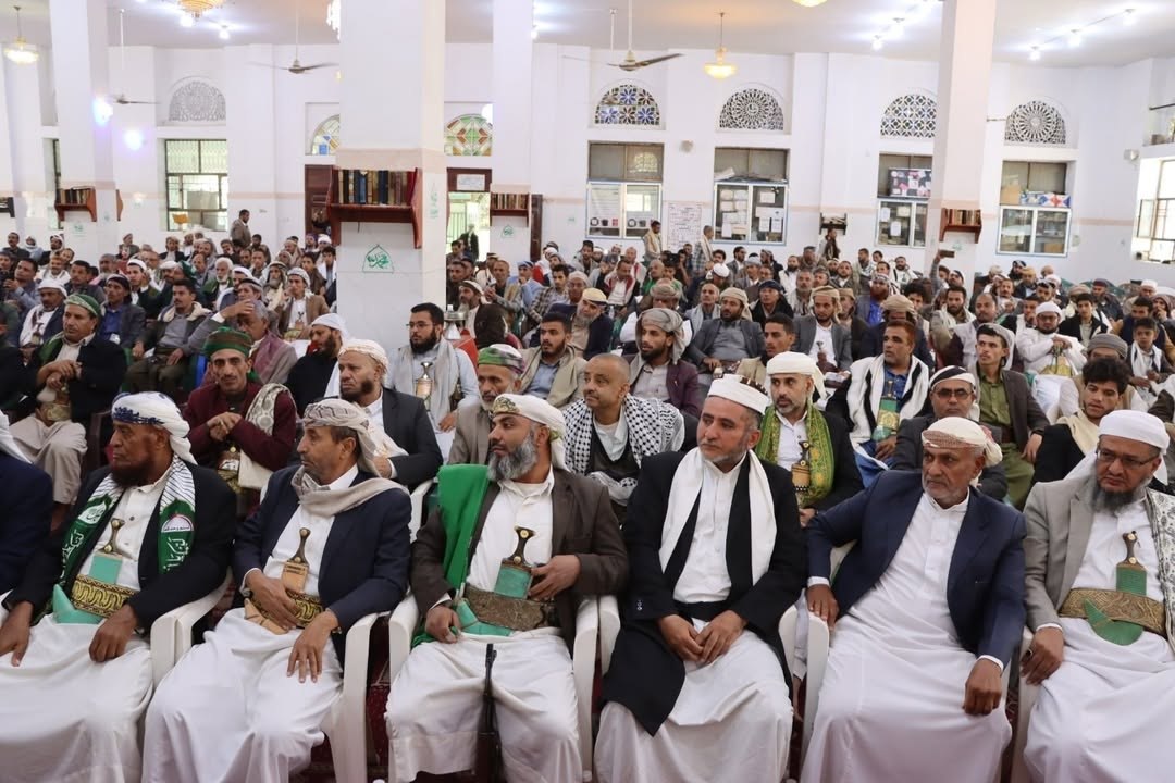 لقاء لعلماء وخطباء إب دحضًا لافتراءات النظام السعودي باستهداف اليمن مكة والمدينة