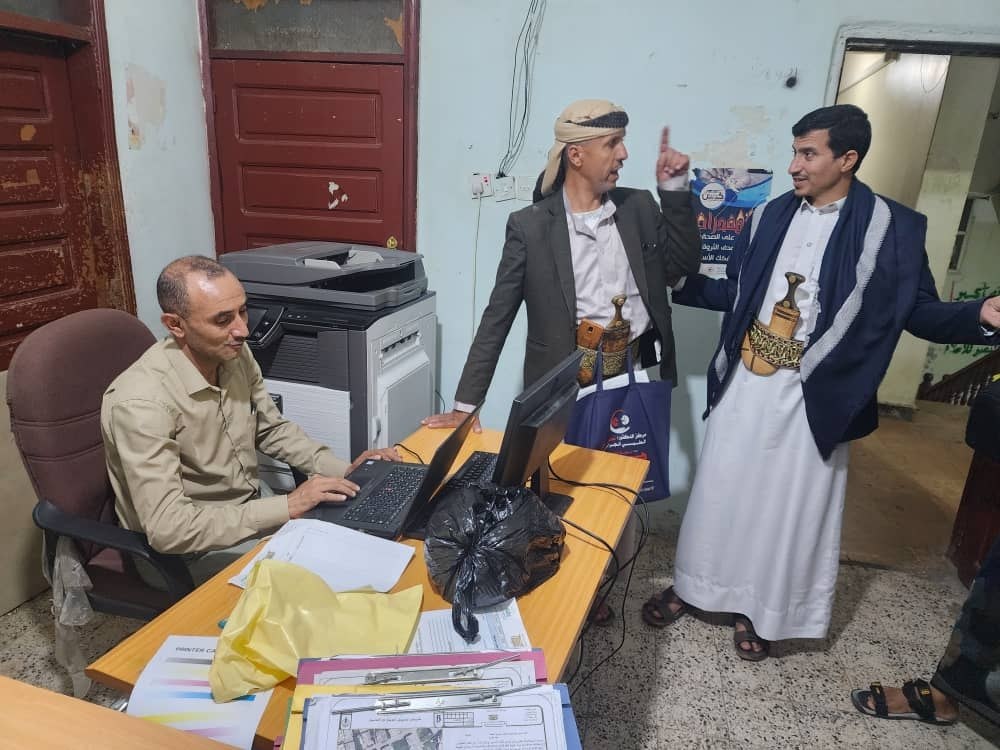 الصوملي يطّلع على أداء فرعي الهيئة العامة للأوقاف والإرشاد بمديريتي المشنة وريف إب في تنفيذ مبادرة "تسهيل"
